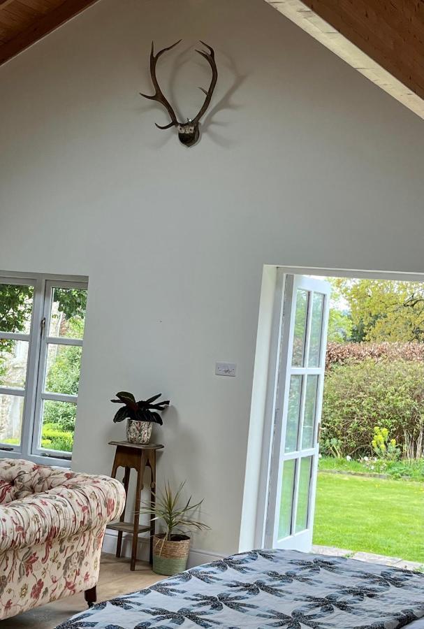 The Billiard Room - Cosy Country Retreat Abergavenny Esterno foto